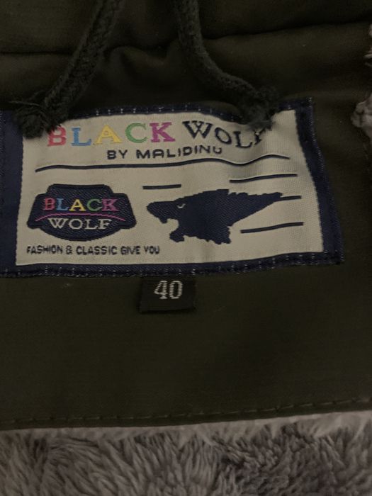 Продам зимню куртку