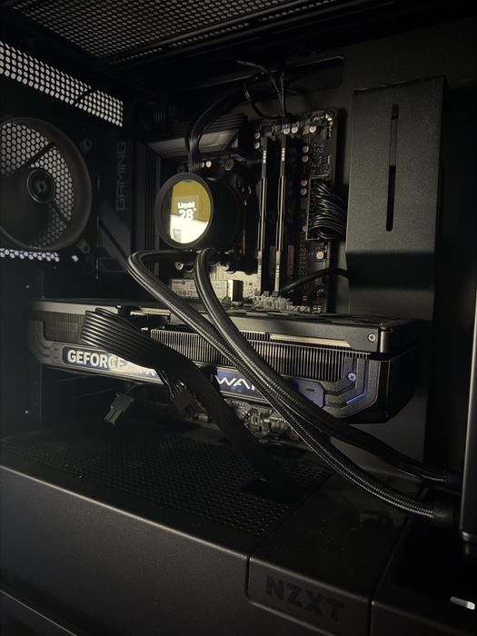 Komputer Ryzen 7 7700 + RAM 32gb + RTX 4070 12gb