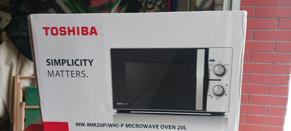 Nowa kuchenka mikrofalowa Toshiba