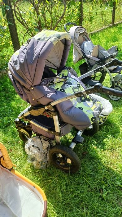 Продам дитячий візочок коляска