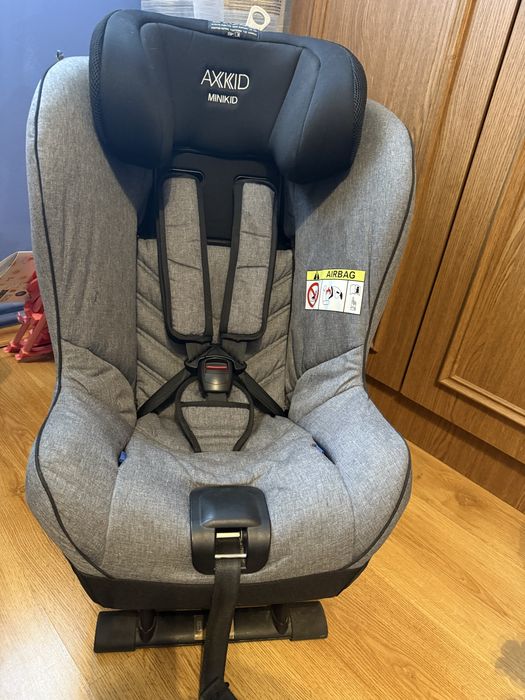 Fotelik dzieciecy Axkid Minikid 2.0