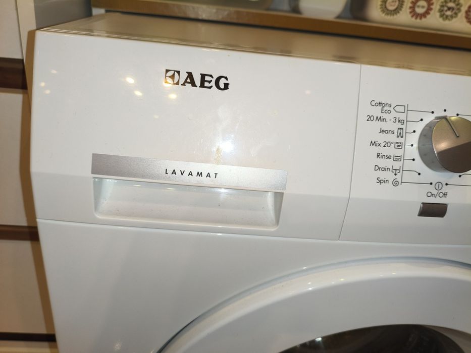 Pralka "AEG" jak nowa.