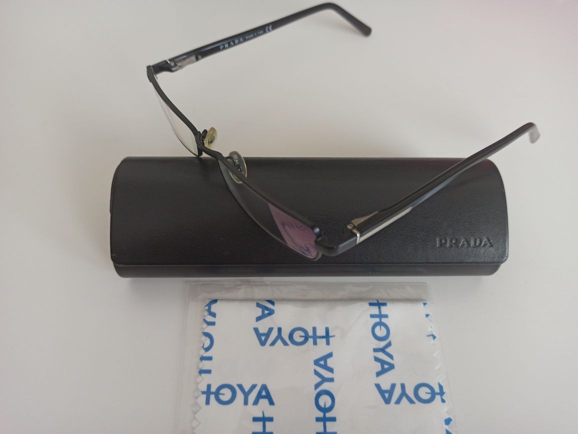 Óculos PRADA + Lentes Hoya no valor de 300€