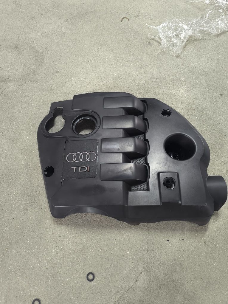 Tampa motor Audi A4 b6