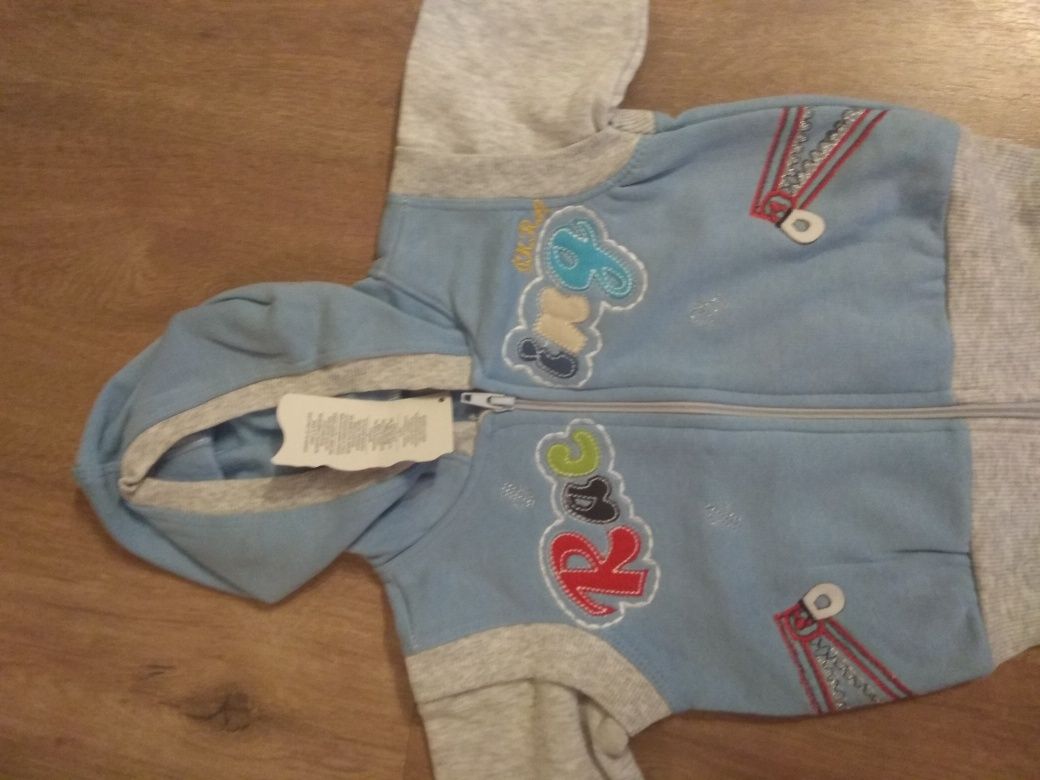 Nowy dres dziecięcy (metka)  rozmiar 86