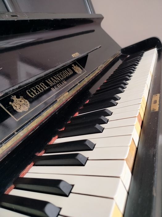 Pianino niemieckie Manufaktura Braci Manegold