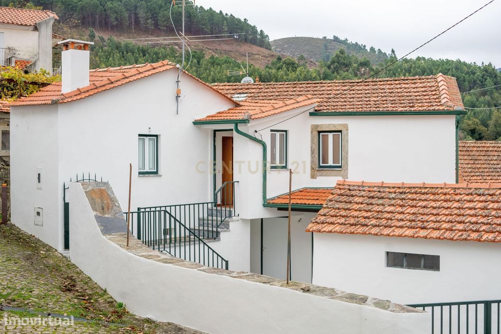 Moradia T3 em Coentral