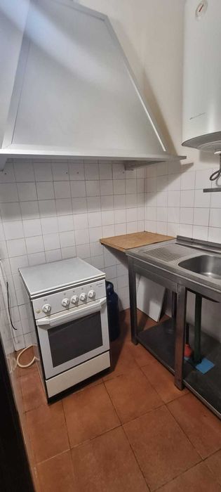 Arrenda-se café snack bar completamente equipado! Bom preço!