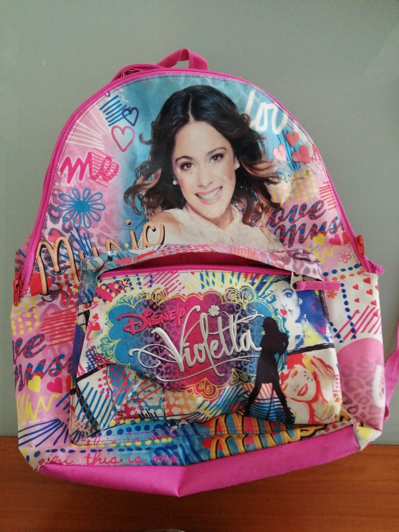 Mochila De menina Marca Violetta		Usada em bom estado	!