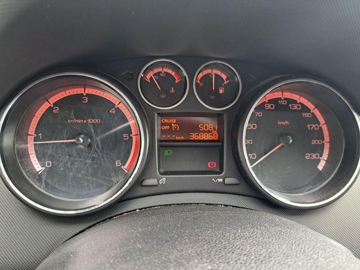 Peugeot 308 sw 2010 r