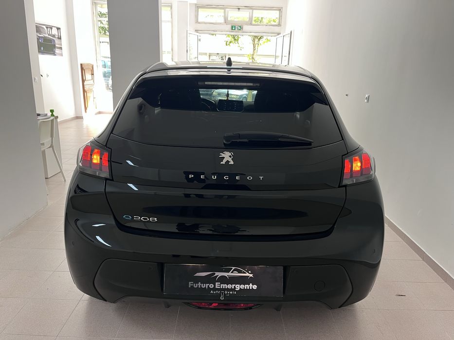 Peugeot e-208 Ano 2023