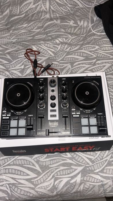 Controladora DJ HERCULES Inpulse 200 MK2