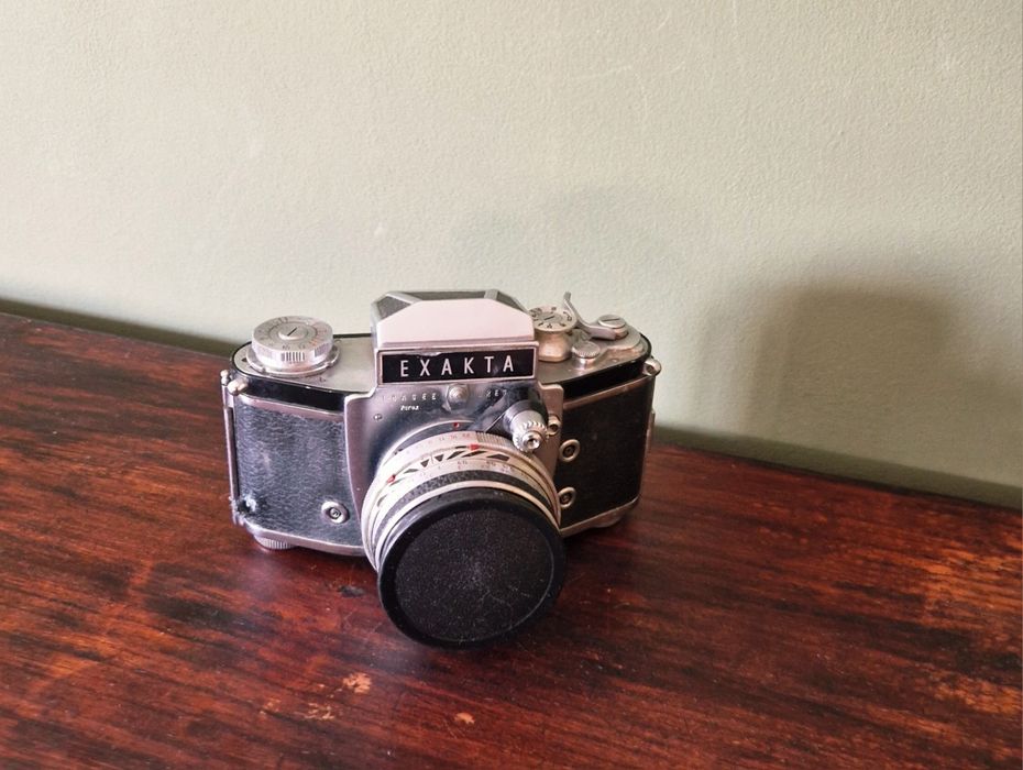 Camera Fotográfica Analógica Exakta