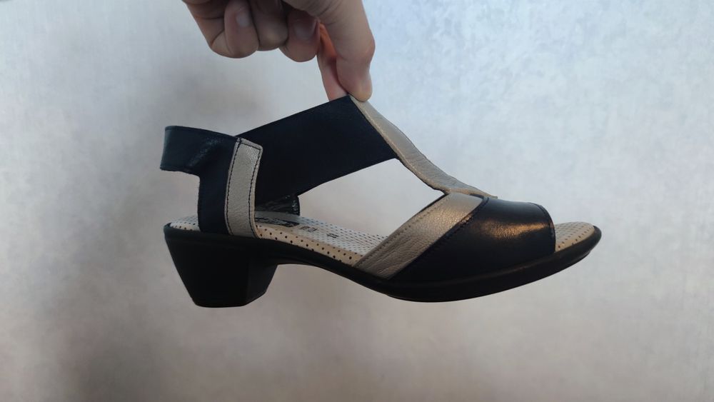 Сандалі м'які ортопедичні. Розмір 38.