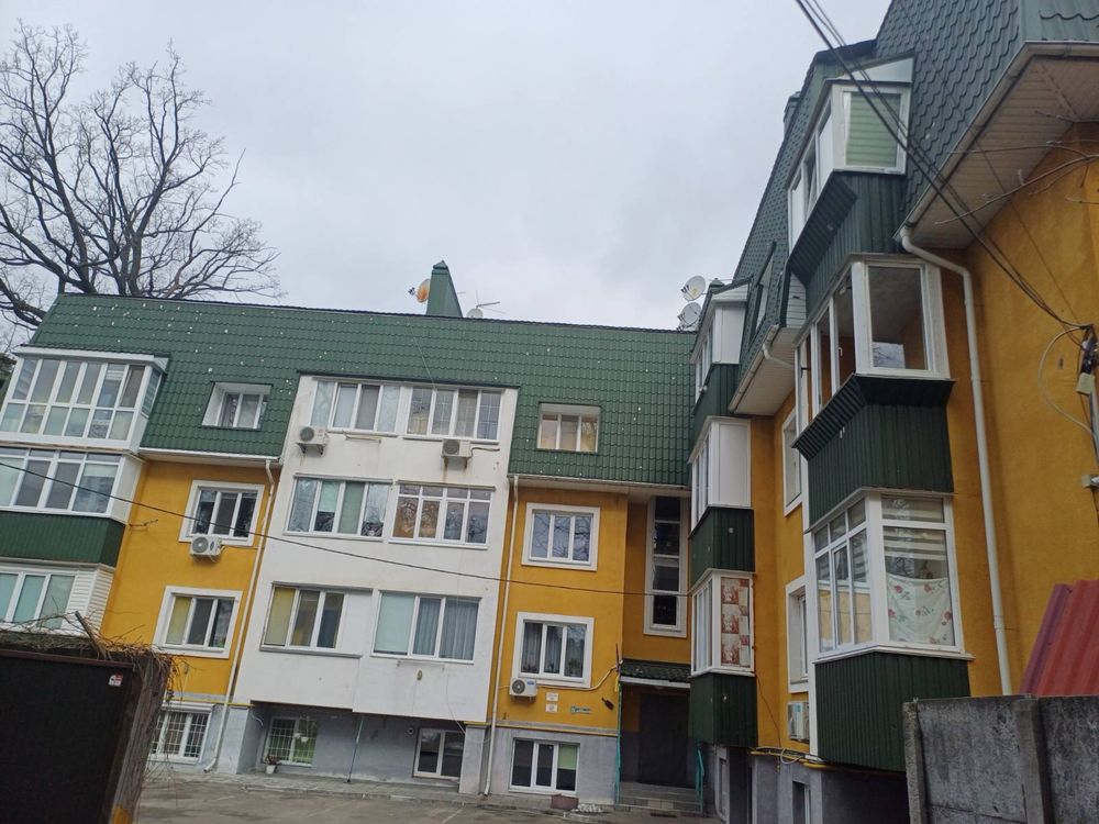 Продам квартиру з ремонтом! Район Центрального парку!