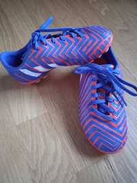 Chuteiras ADIDAS nº31