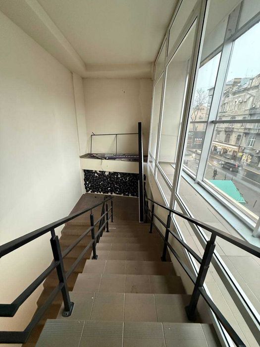 Продаж комерційного приміщення в самому центрі Івано-Франківська.