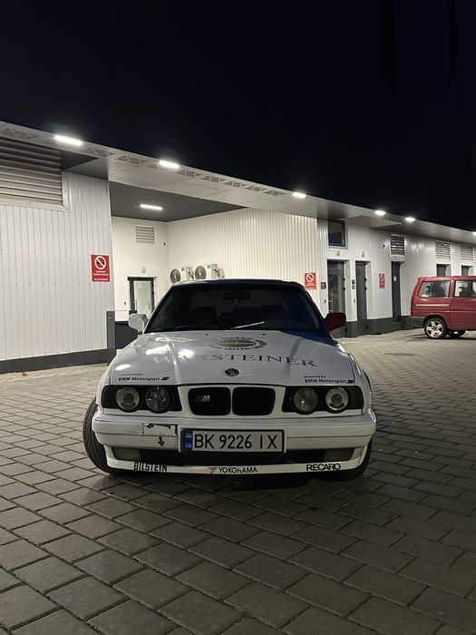 Продам BMW E34 M50B25