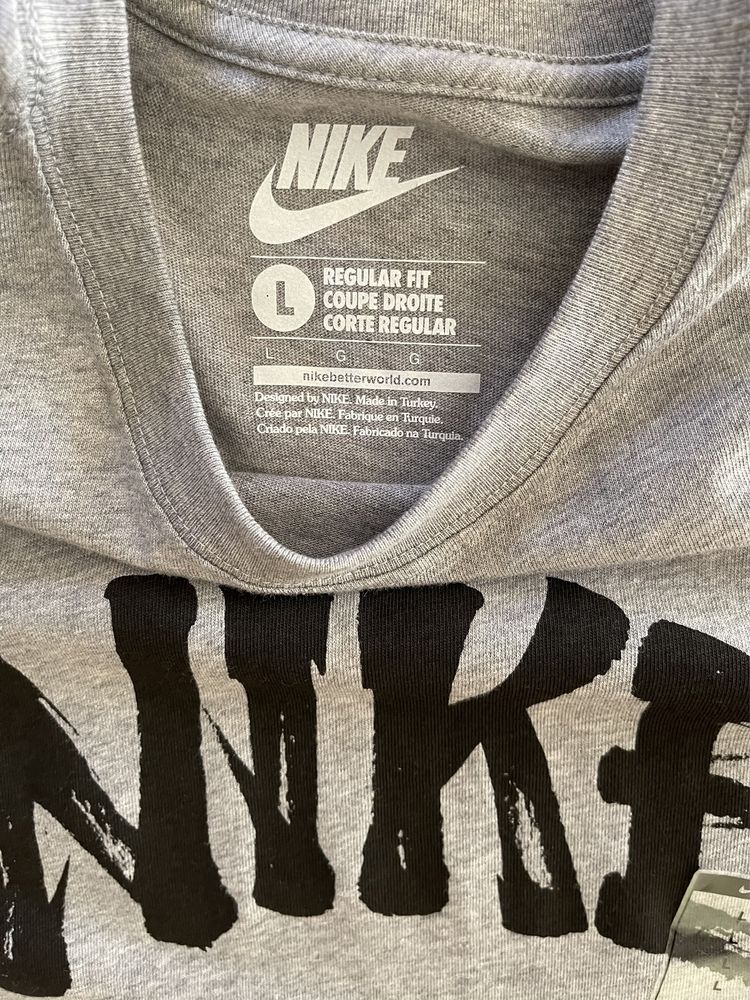 T Shirt  Nike homem tamanho L  nova com etiquetas