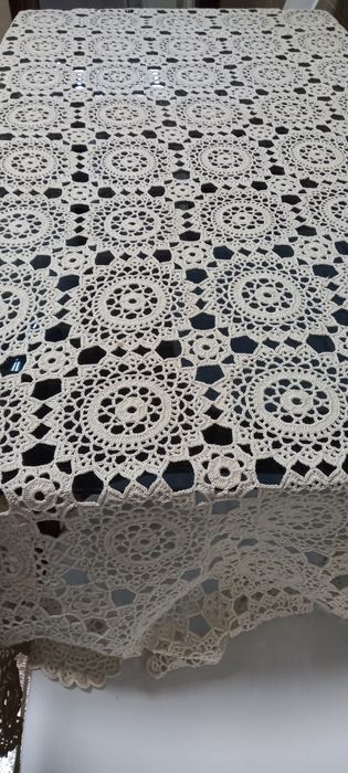 Toalha em renda beje