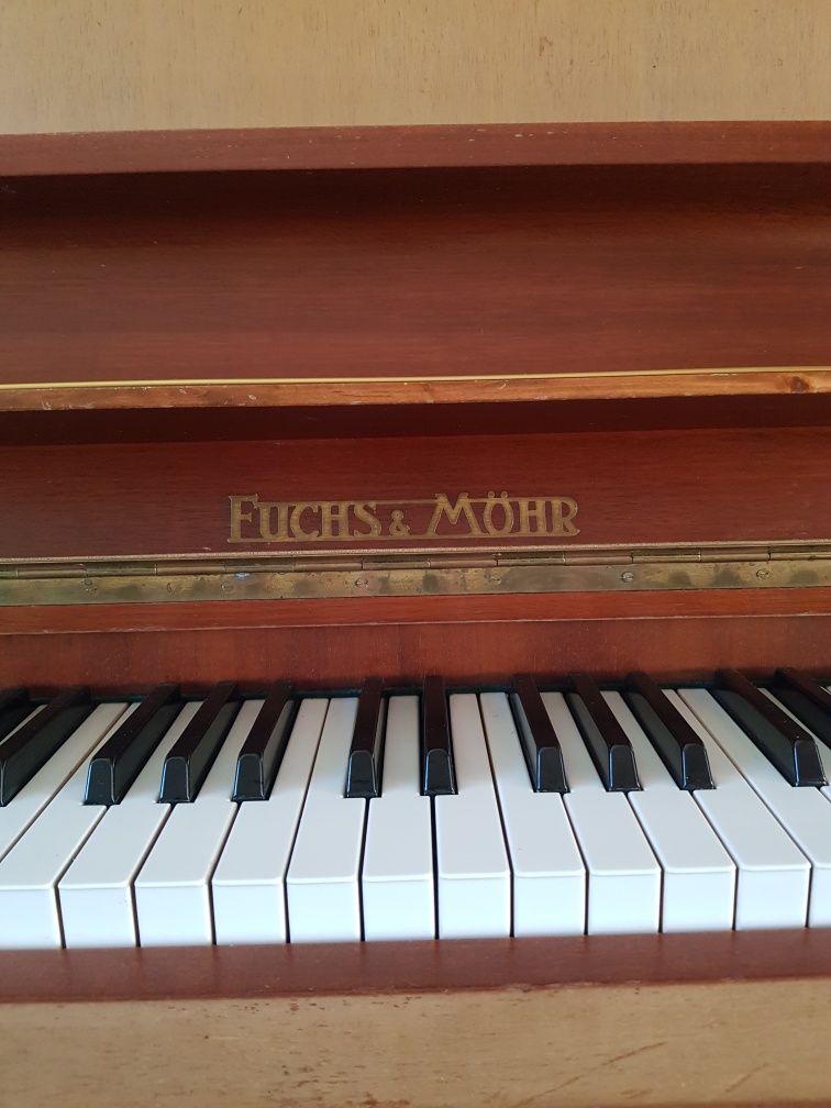 Pianino Fuchs & Möhr używane
