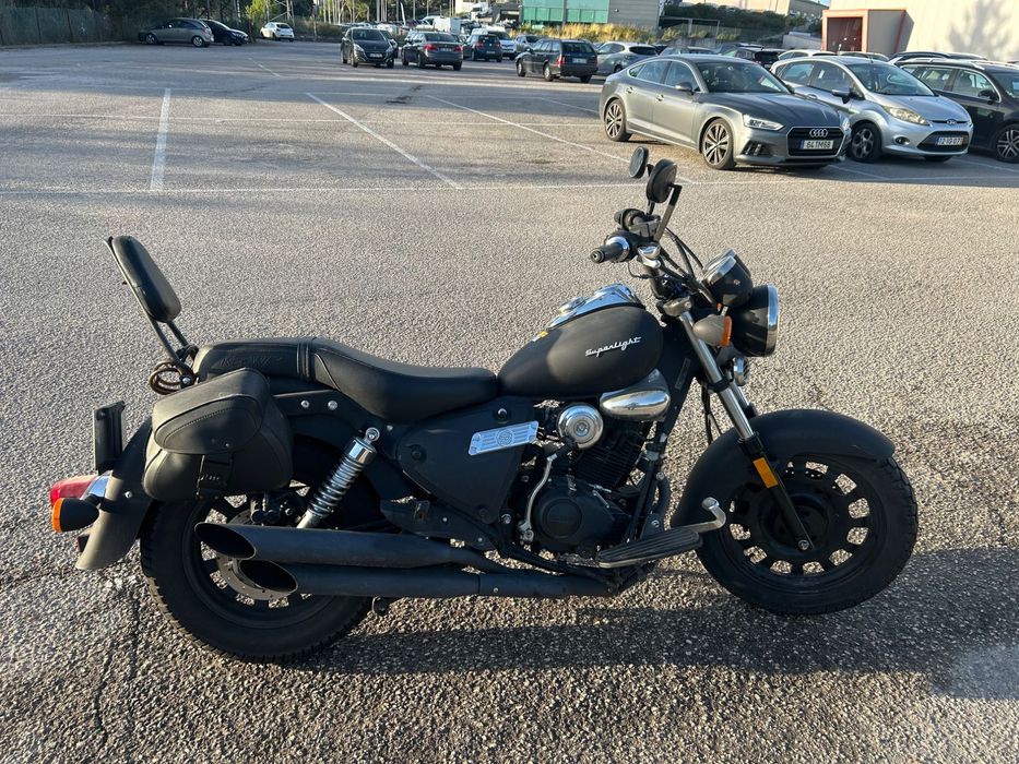 Superlight Keeway 125