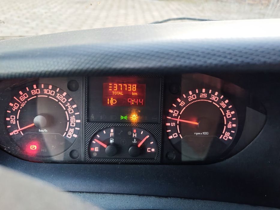 Iveco Daily 50C18 12 paletówka kat.B do 3,5T