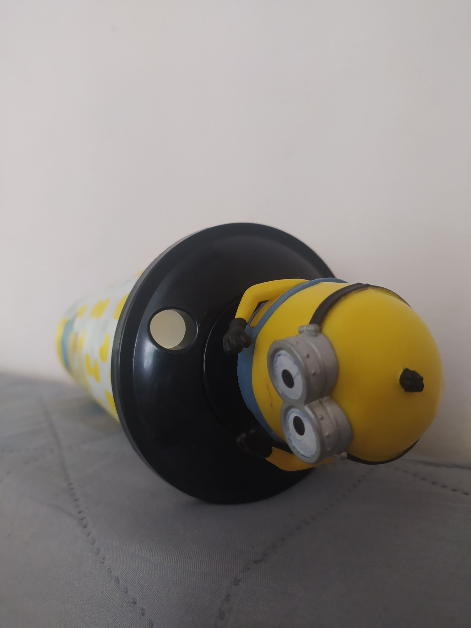 Kubeczek  Minions
