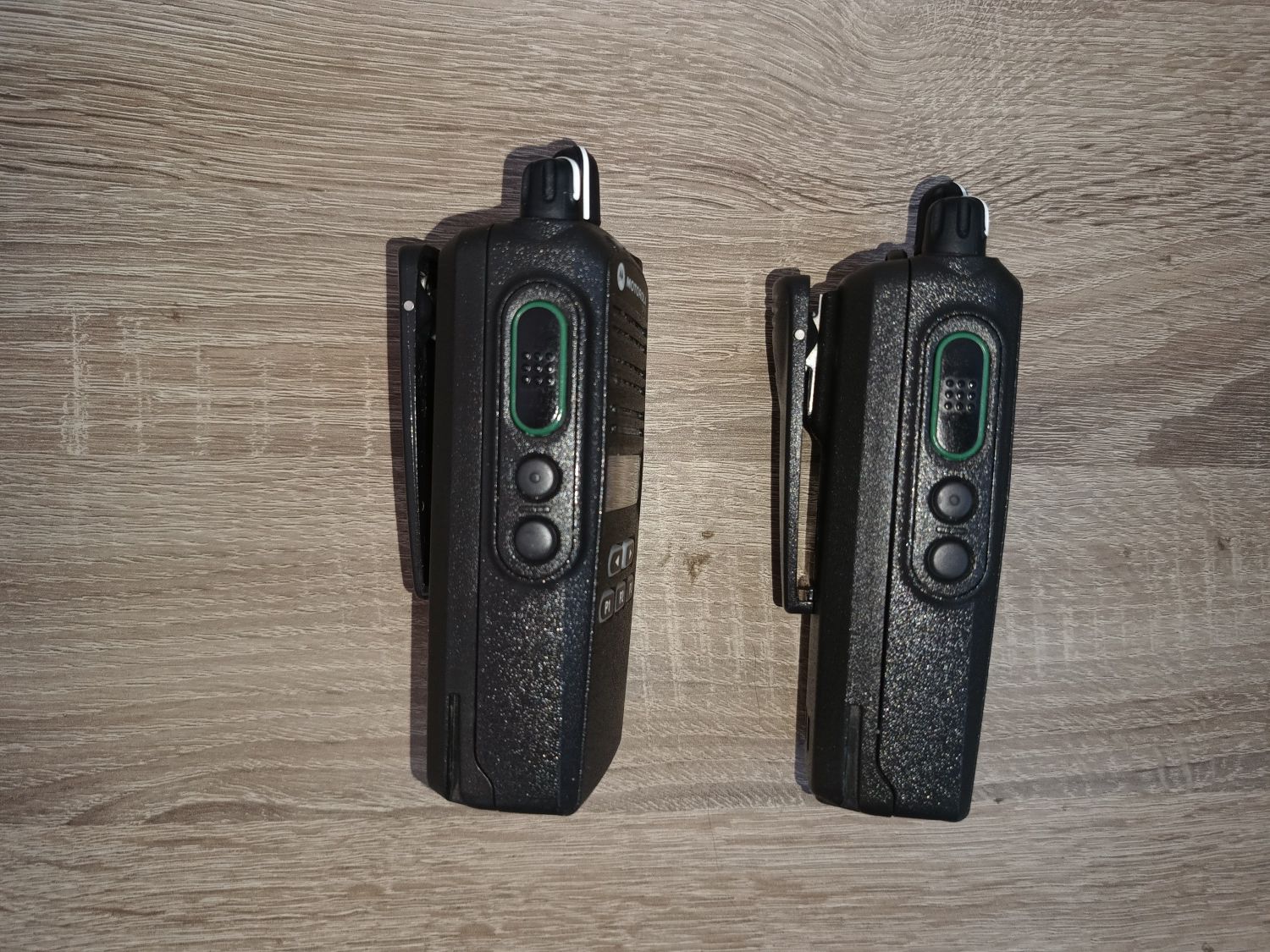 MOTOROLA CP185 UHF (435-480 МГц) 2 Робочі рація радіостанція