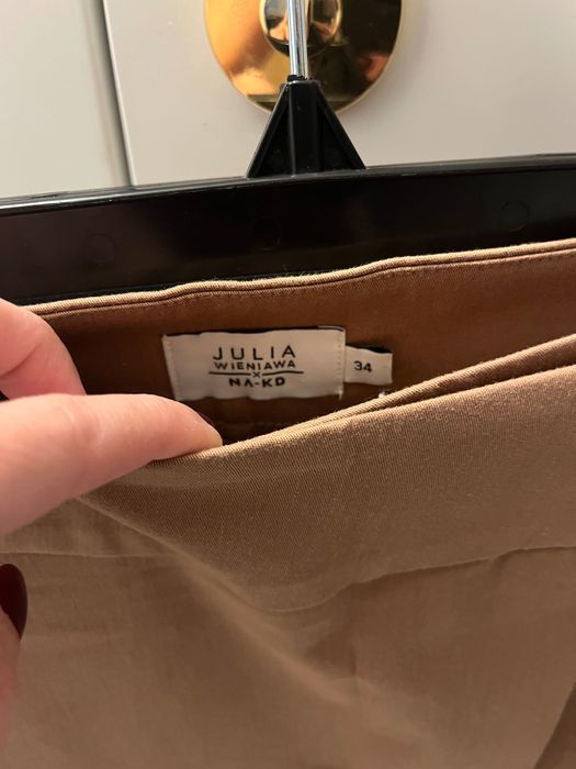 Brązowa karmelowa spódnica Na-kd. Kolekcja Julia Wieniawa Rozm 34 Nowa