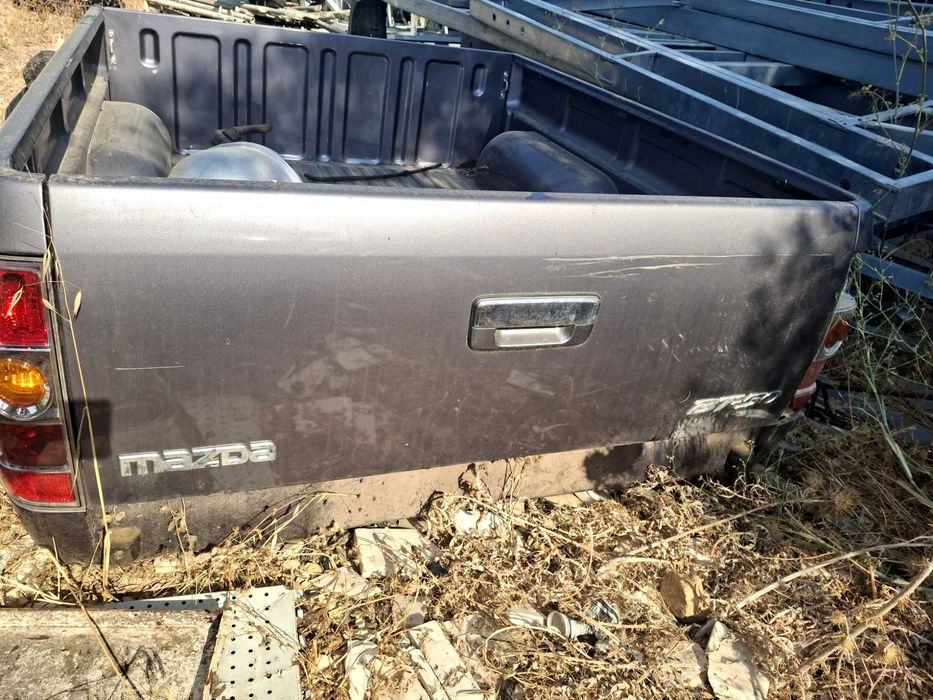 Caixa de Carga Mazda BT-50 Metal 2007 ate 2012.