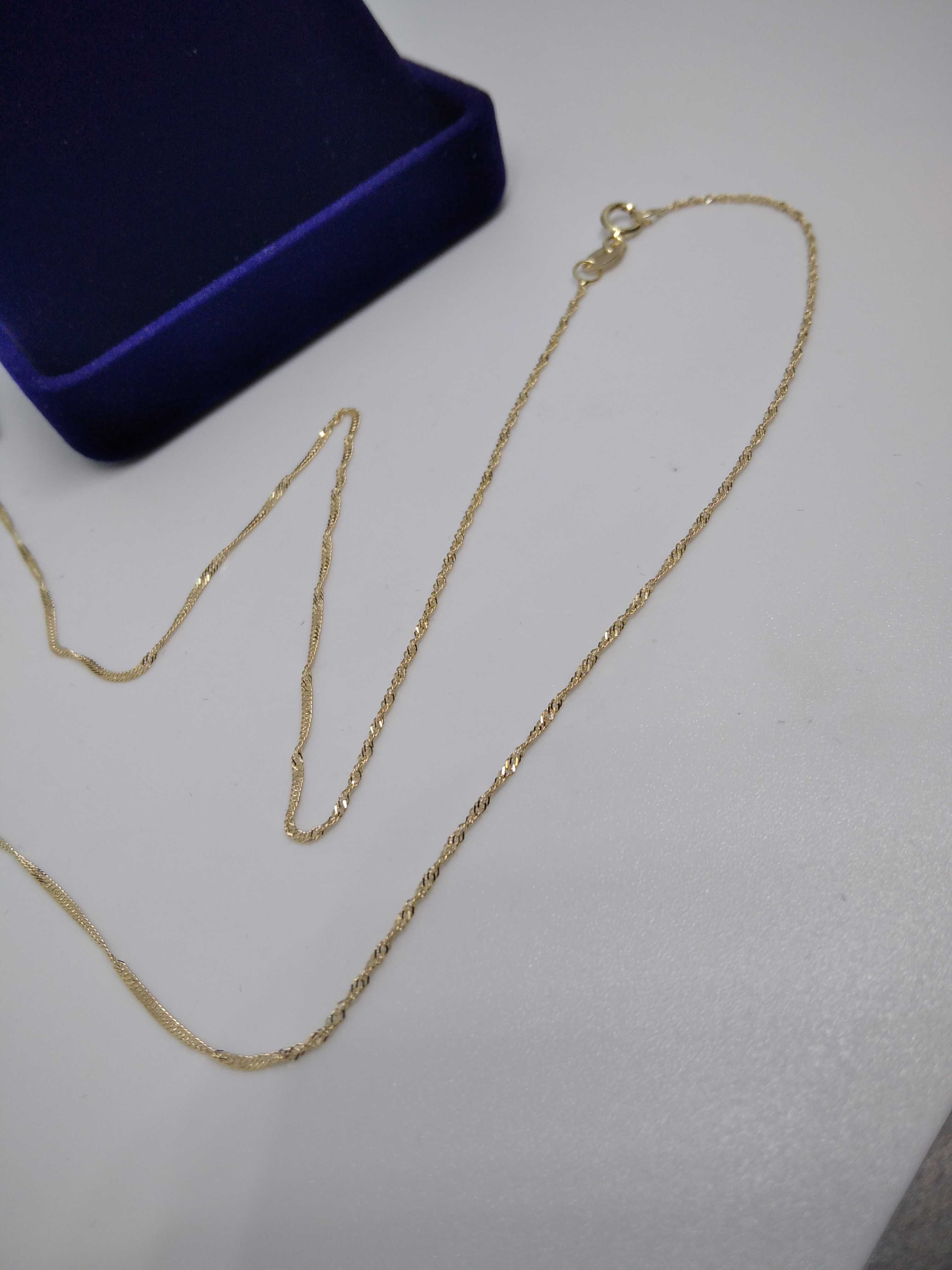 Złoty delikatnie kręcony łańcuszek złoto 585 45 cm