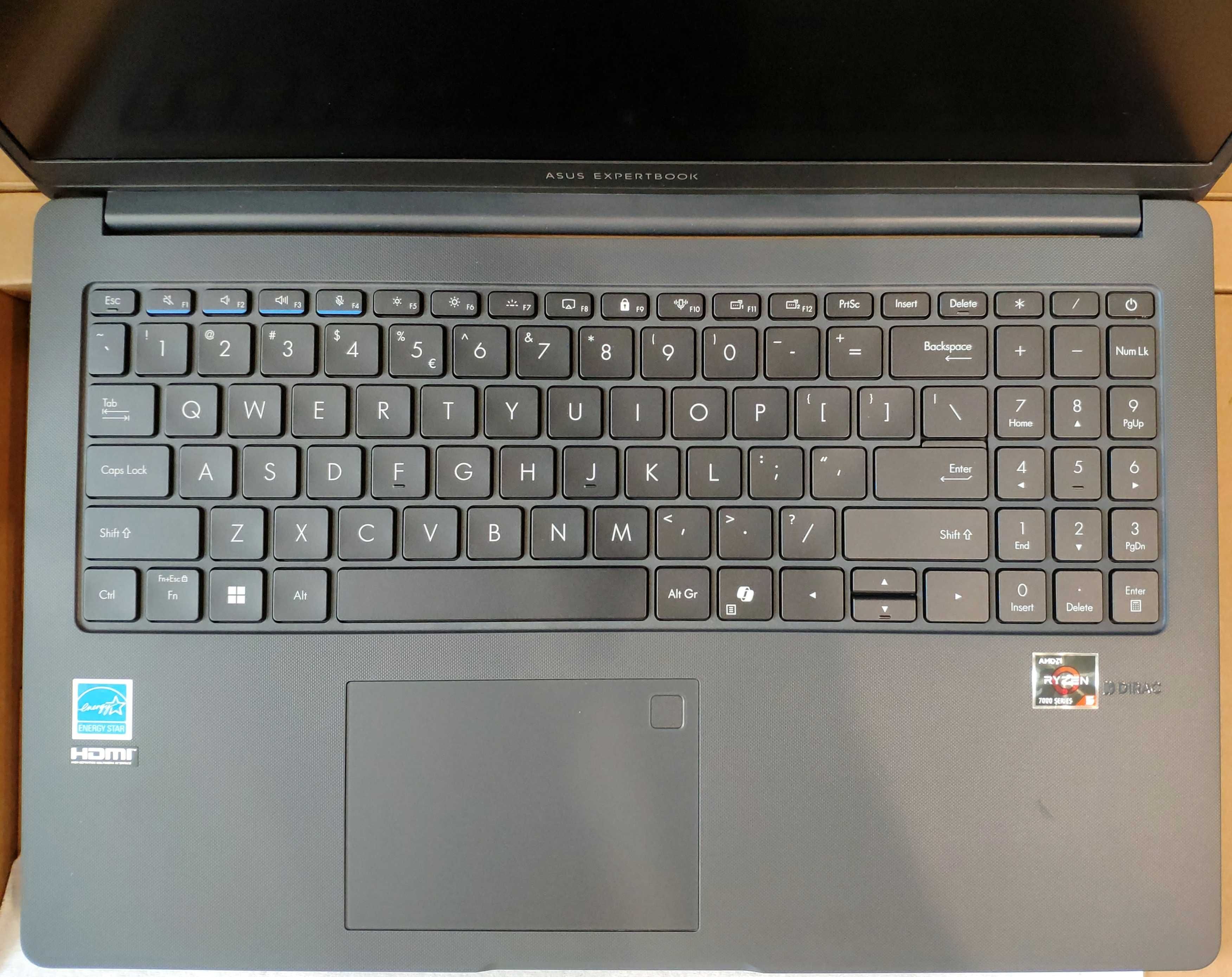 Laptop ASUS ExpertBook 15.6" IPS R5-7535U 16GB ram 512 SSD Win 11 Pro