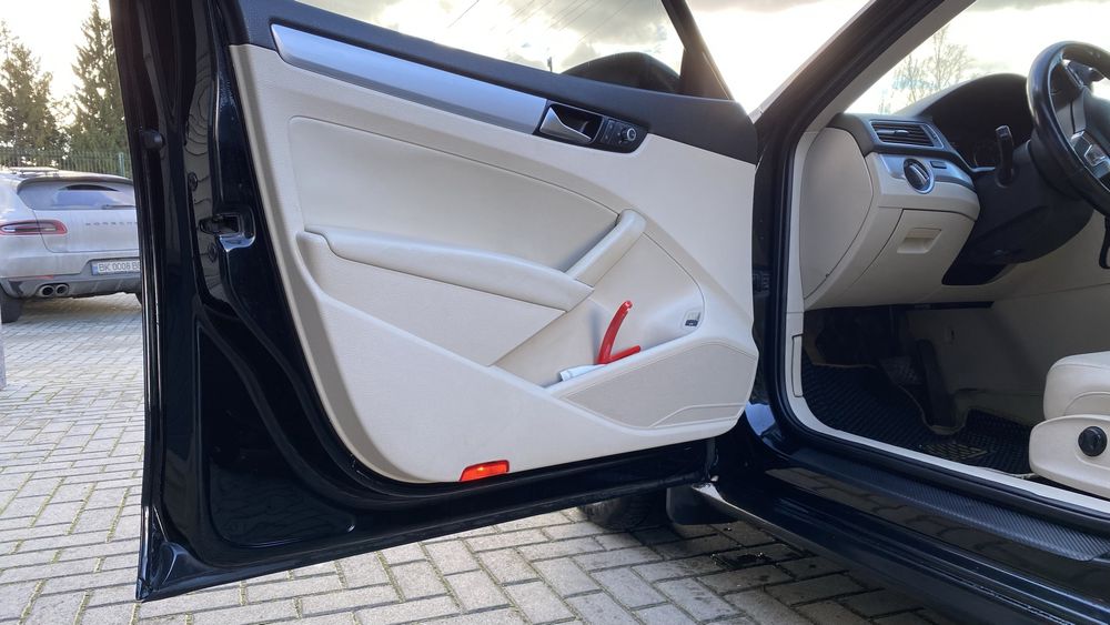 Volkswagen Passat 2012