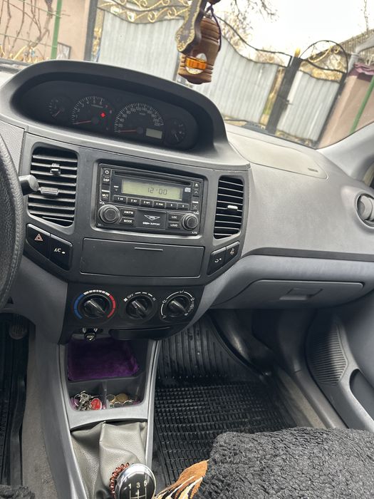 Продається надійна та економна GEELY MK 1.5 газ/бензин.