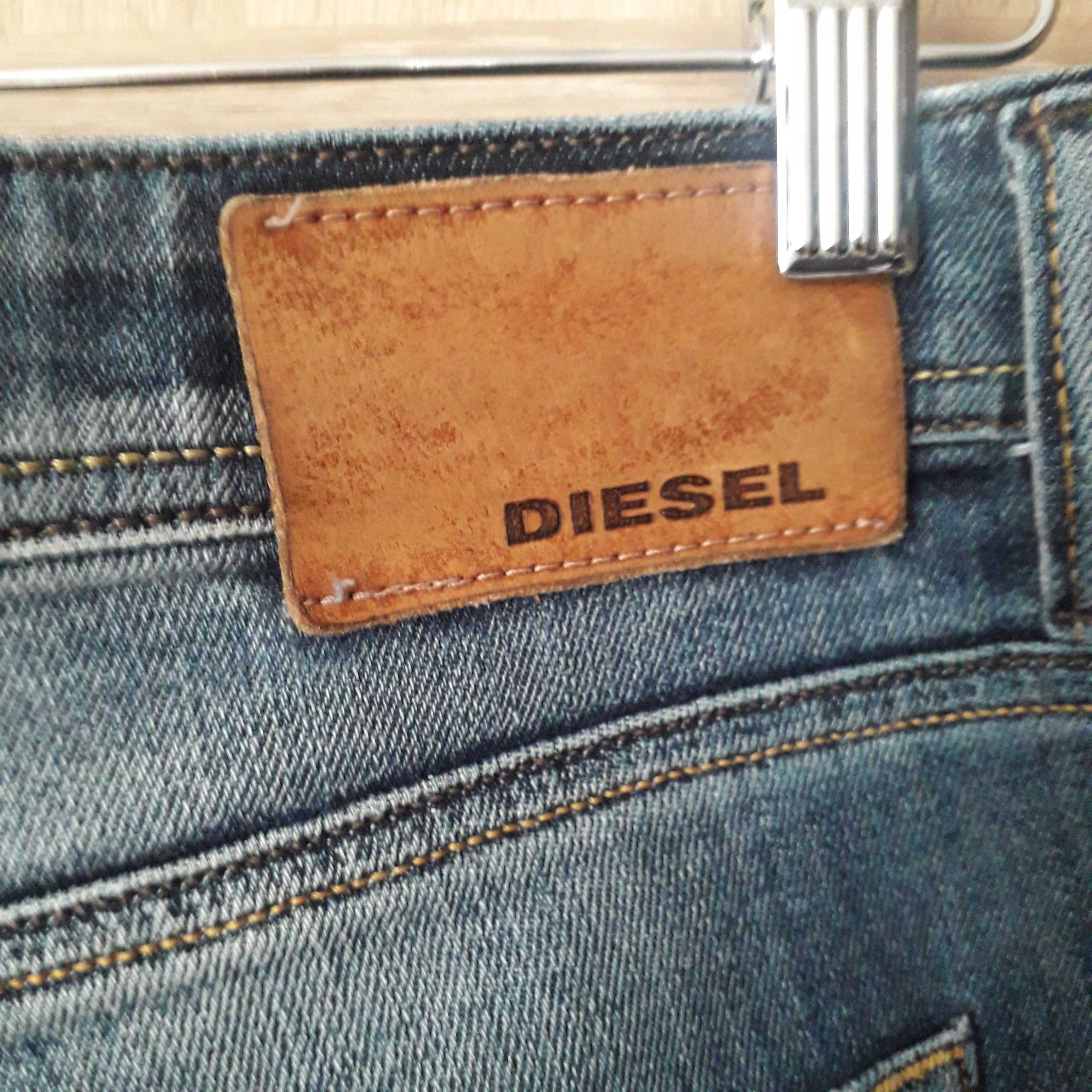 Dzinsy meskie Diesel 34