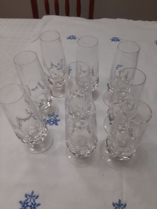 9 flutes de champagne em cristal Atlantis