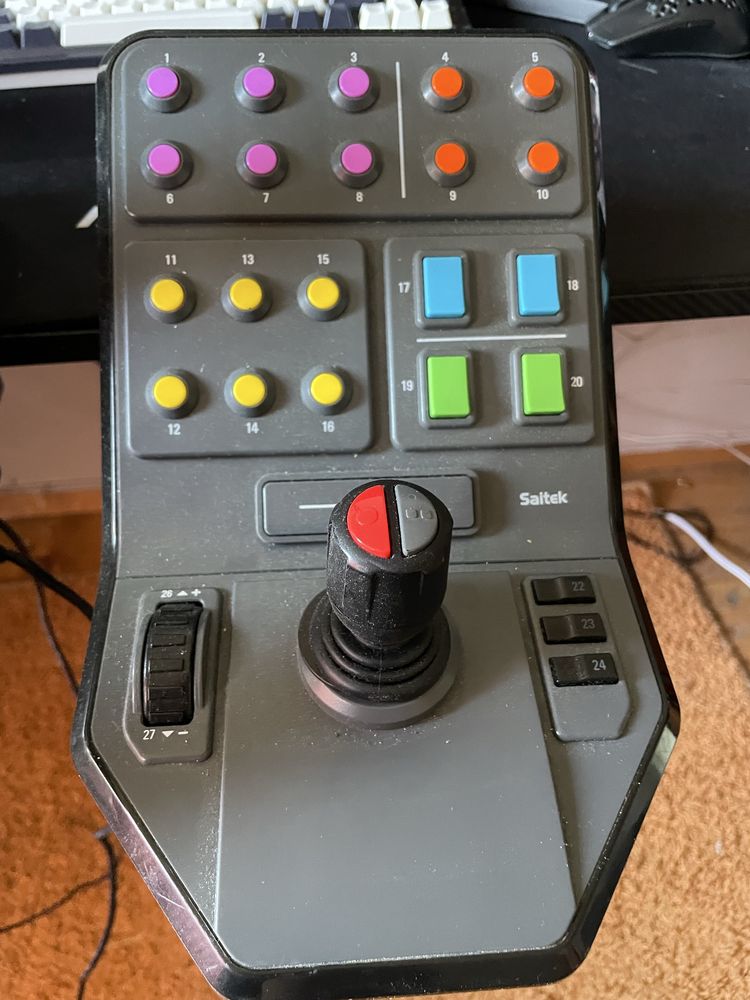 Kierownica logitech sitek