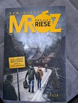 Książka R. Mróz Projekt Riese