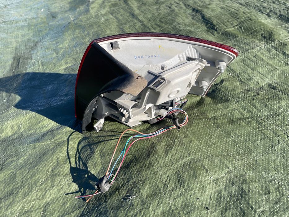 Lampa tył tylna lewa AUDI A4 B7 KOMBI