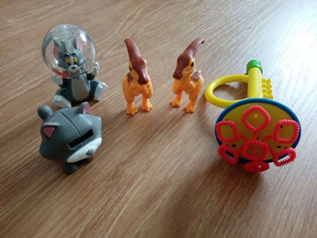 Brinquedos variados a 0.5€