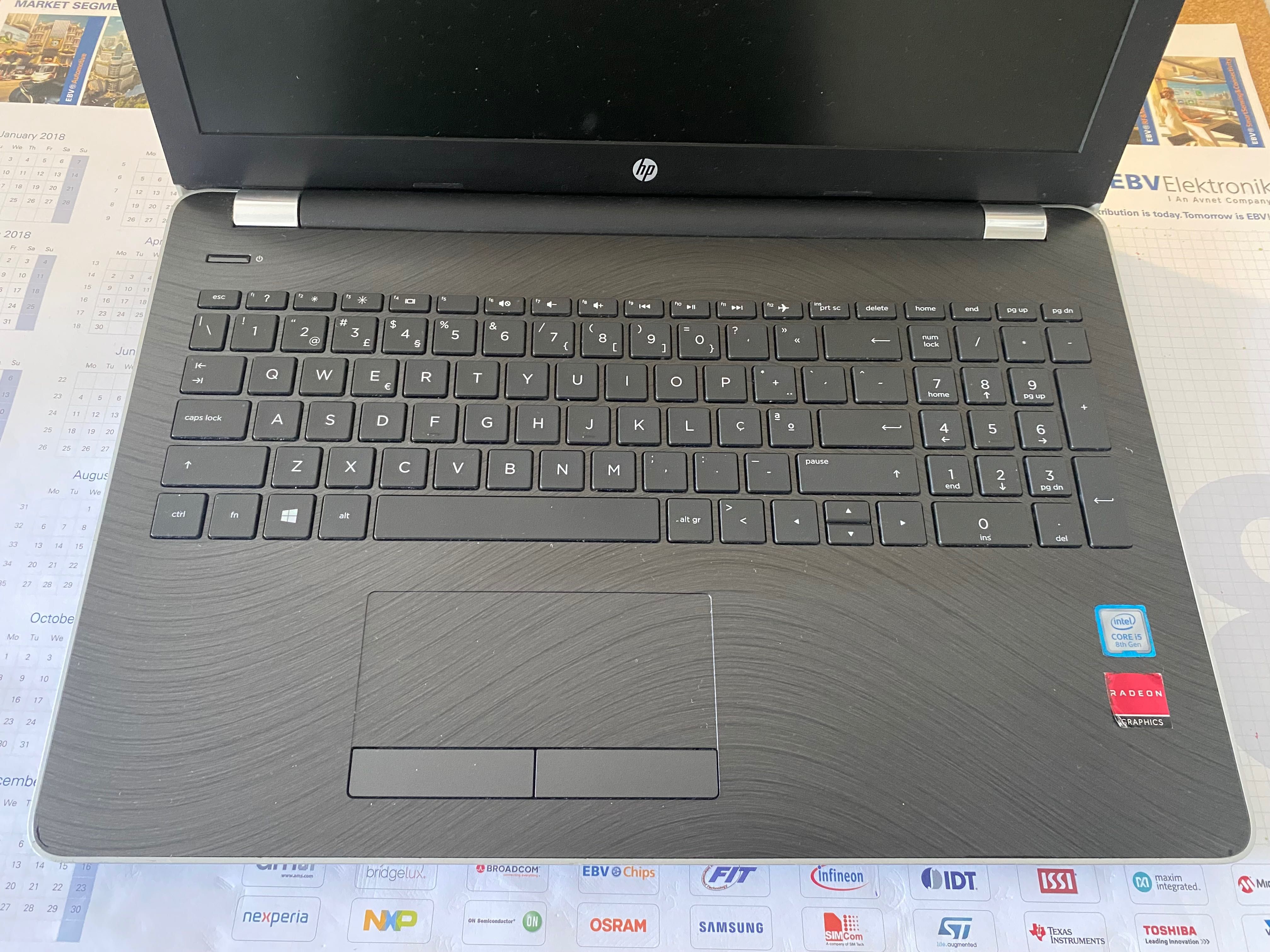 Portátil HP core i5/8th gen