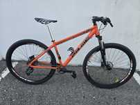 Btt 29 m travoes hidraulicos 9x1v