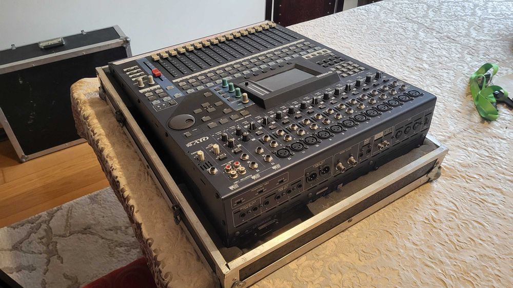 Mesa de Mistura Digital Yamaha 01v96 VCM