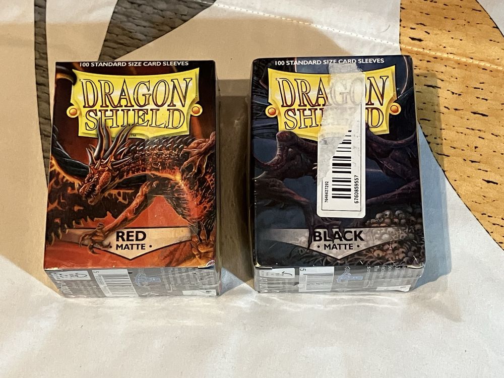 Capas Dragon Shield