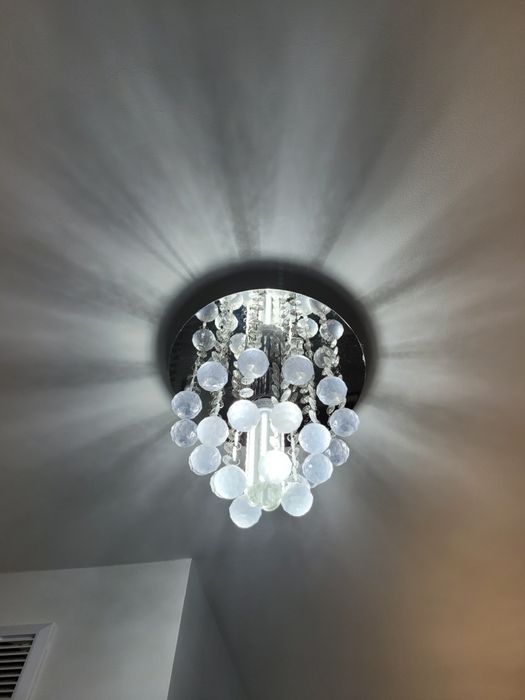 Lampa, żyrandol z kryształkami