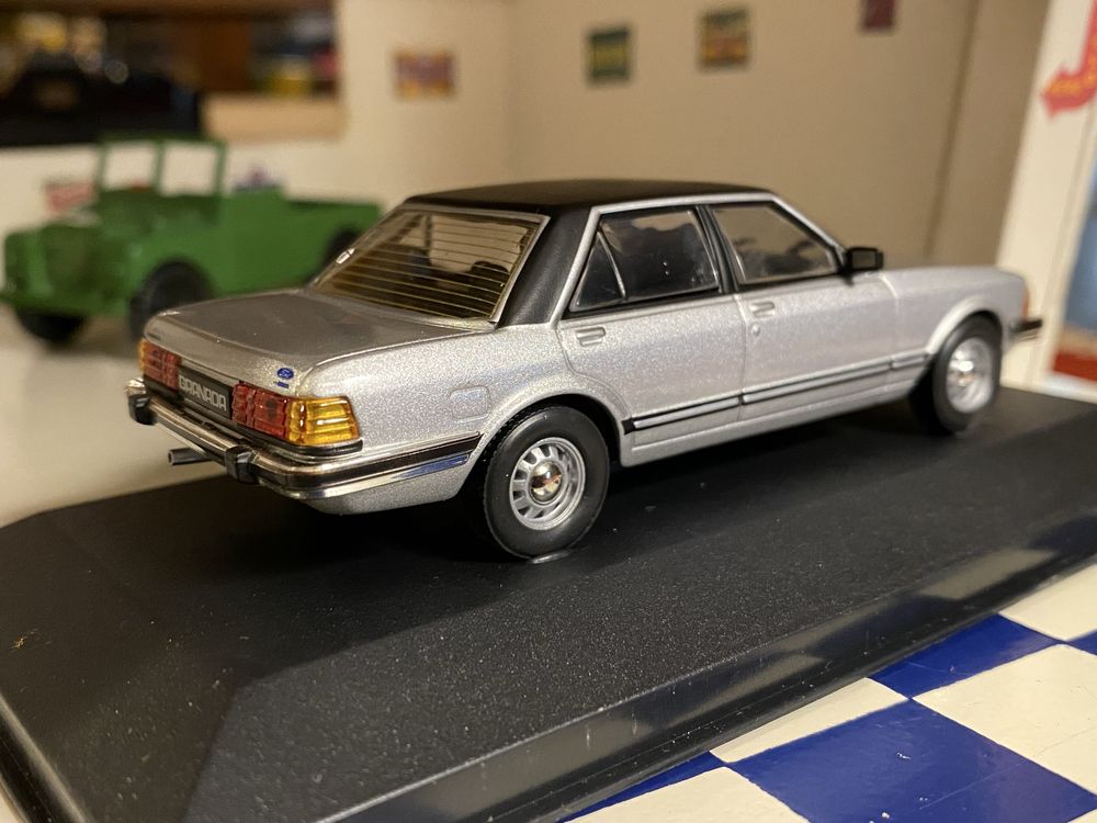 Ford Granada GL 1:43 White Box.