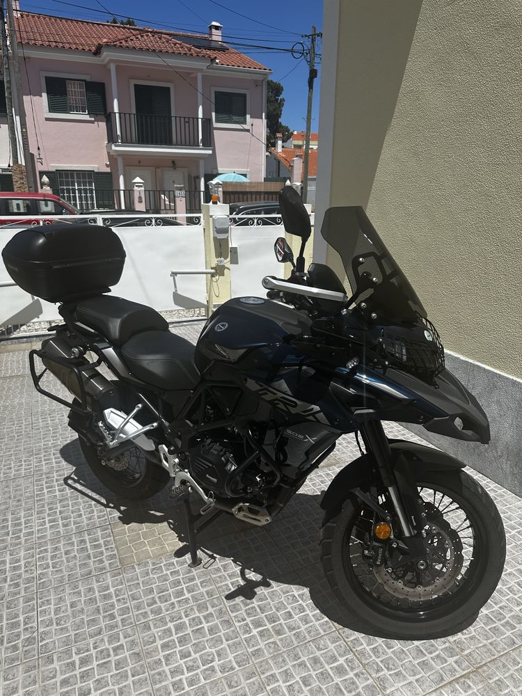 Vendo benelli trk 502X