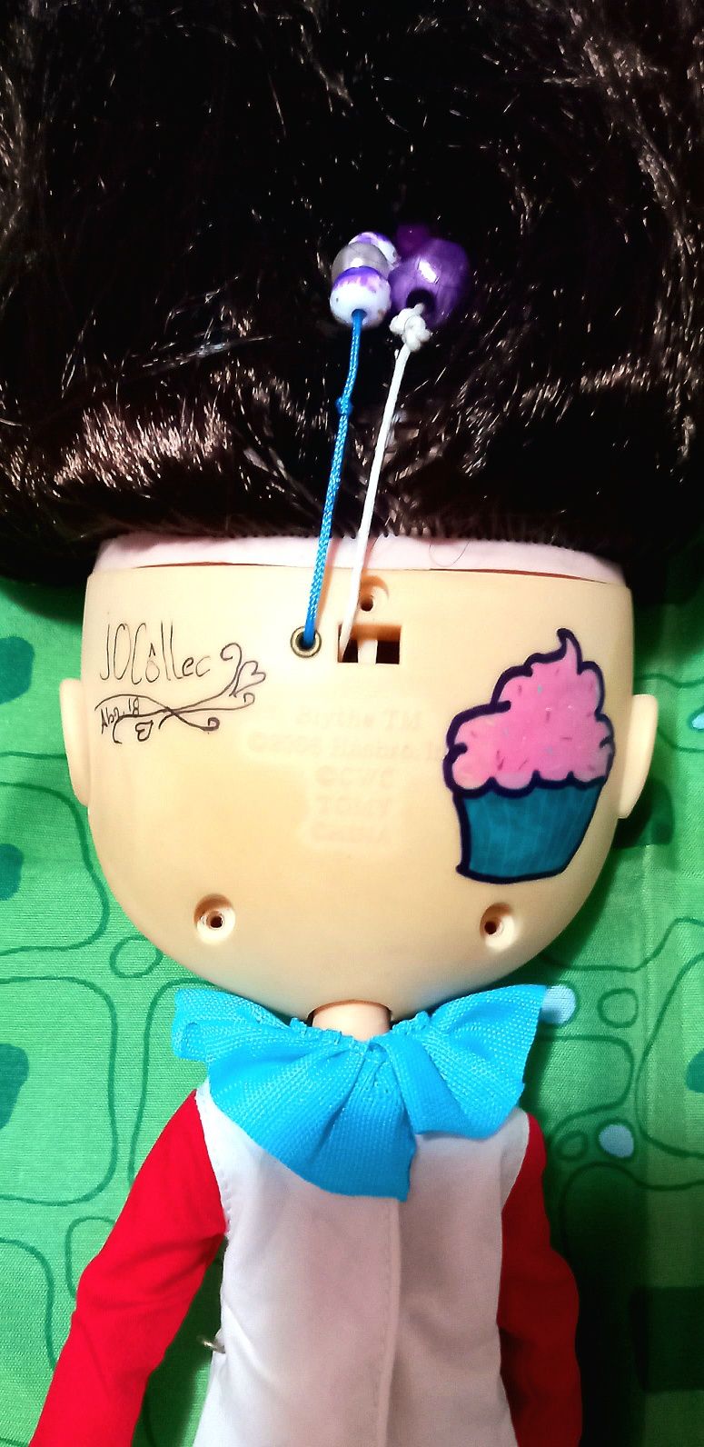 Boneca Blythe Costumizada Alice no País das Maravilhas com Acessórios