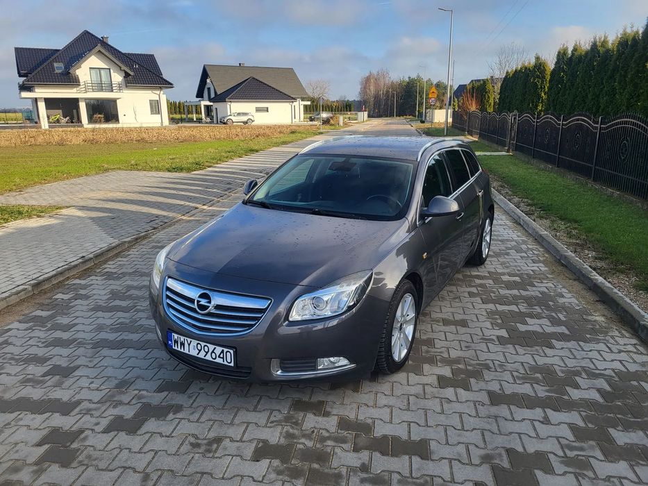 Opel Insignia 2.0CDTI 160KM Xenon Navigacja Alu Felgi Nowy Rozrząd Serwis Olejowy